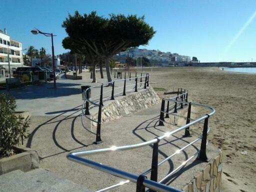 Primera Linea En Playa Sur. Plaza Constitucion Peniscola Exterior photo