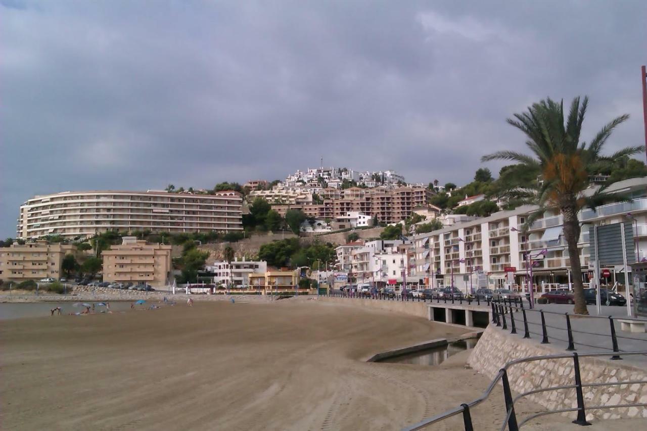 Primera Linea En Playa Sur. Plaza Constitucion Peniscola Exterior photo